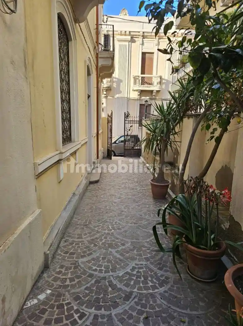 Quadrilocale via Tommaso Gulli, Centro Storico, Reggio Calabria - foto 5