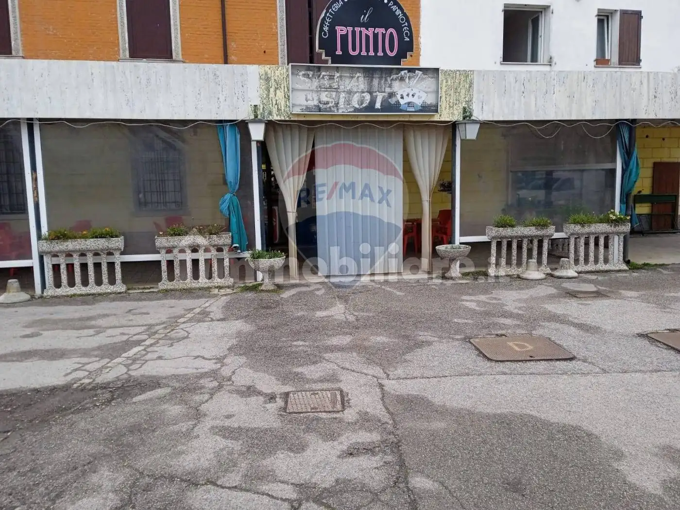 Palazzo - Edificio in Vendita - foto 2