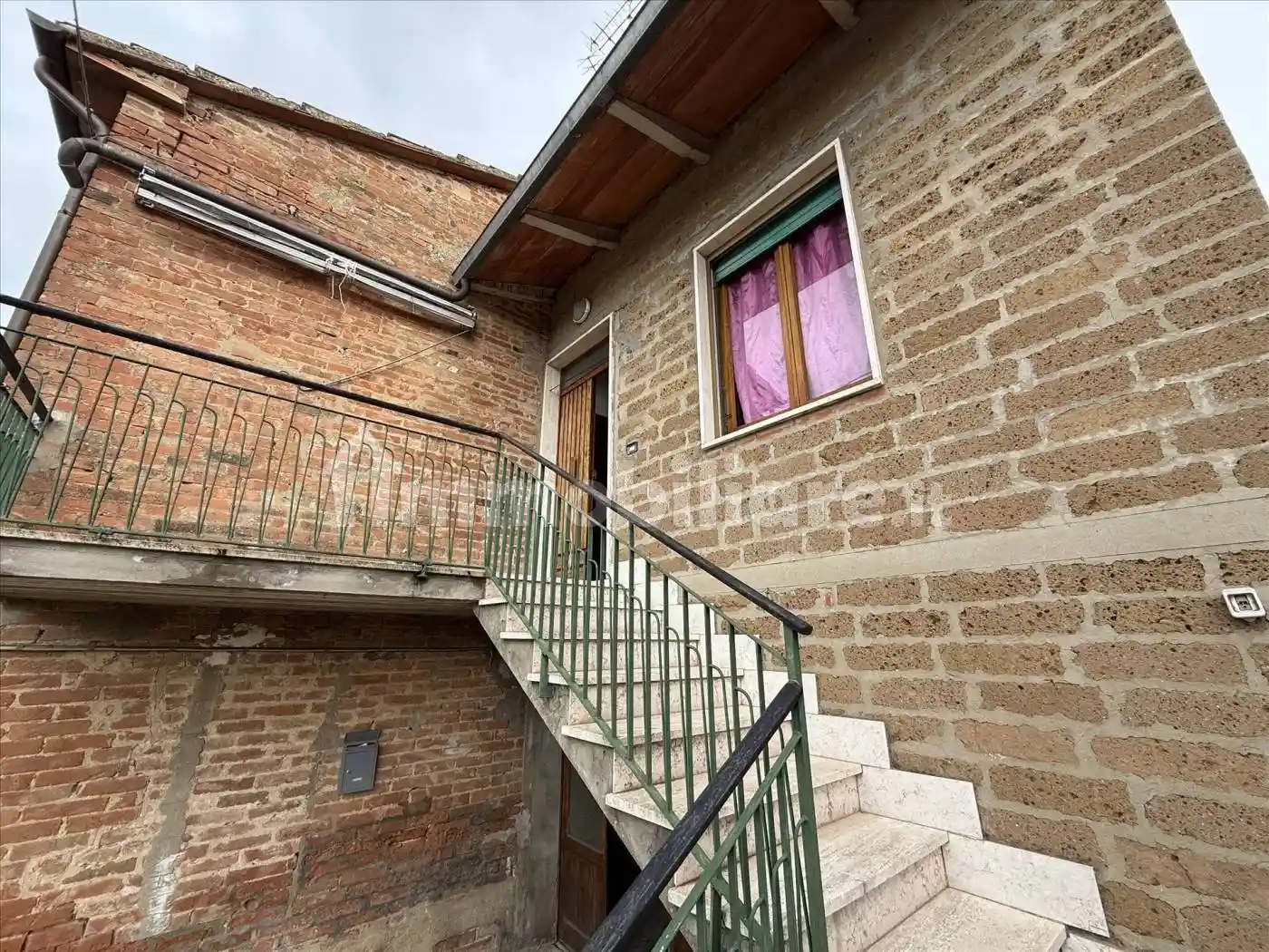 Villa plurifamiliare via Bassa, 15, Vaiano, Castiglione del Lago - foto 3