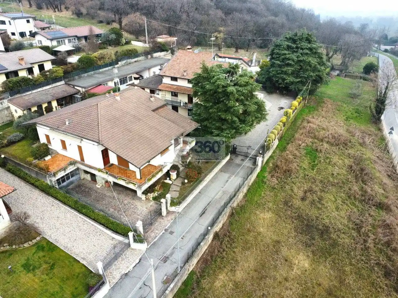 Villa in vendita a Passirano
