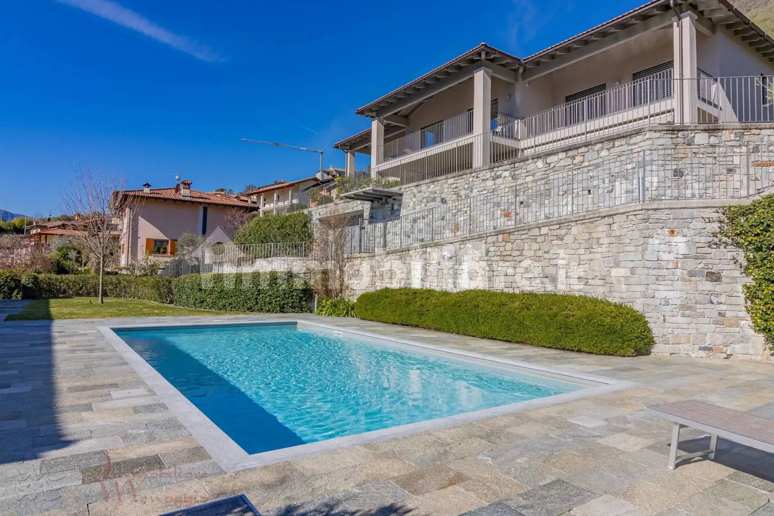 Appartamento in vendita a Tremezzina