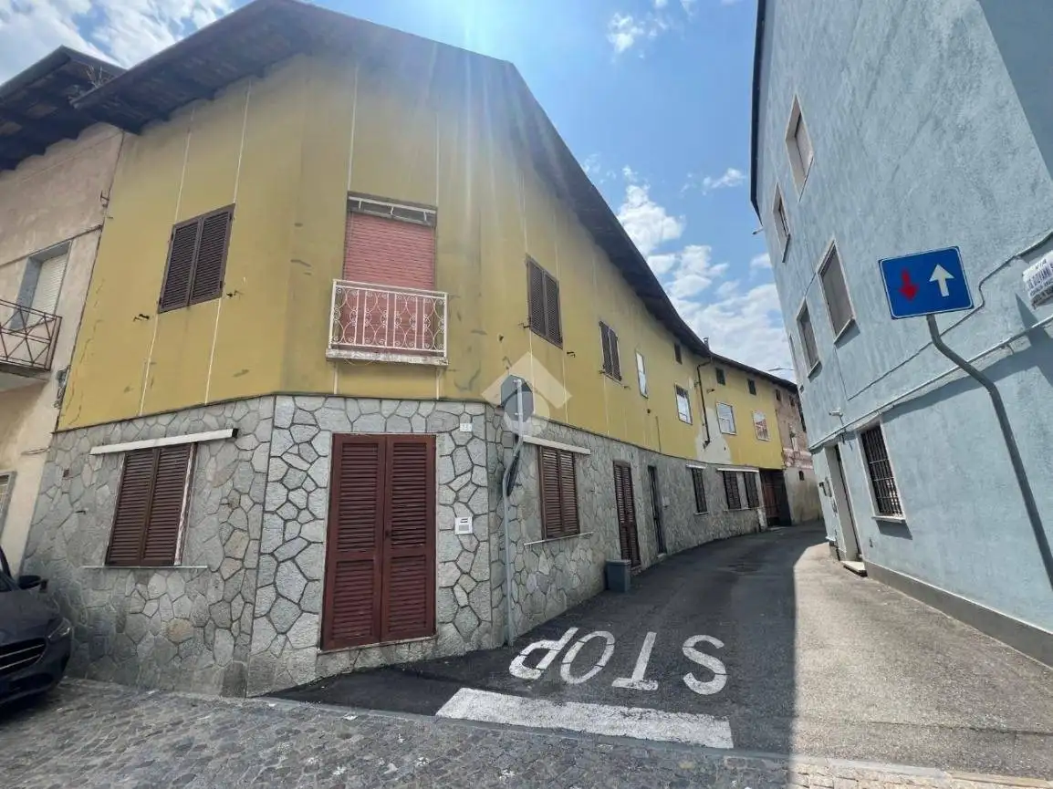 Casa indipendente in vendita a Tronzano Vercellese