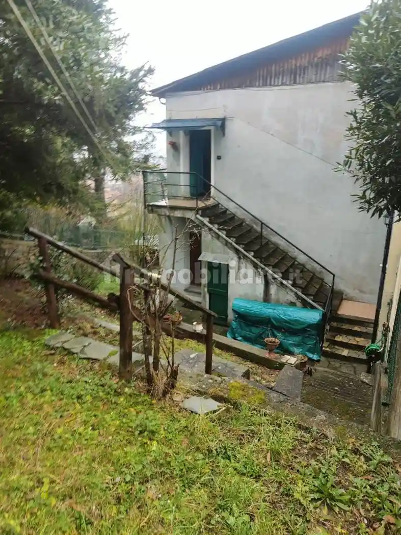 Villa in vendita a Casella