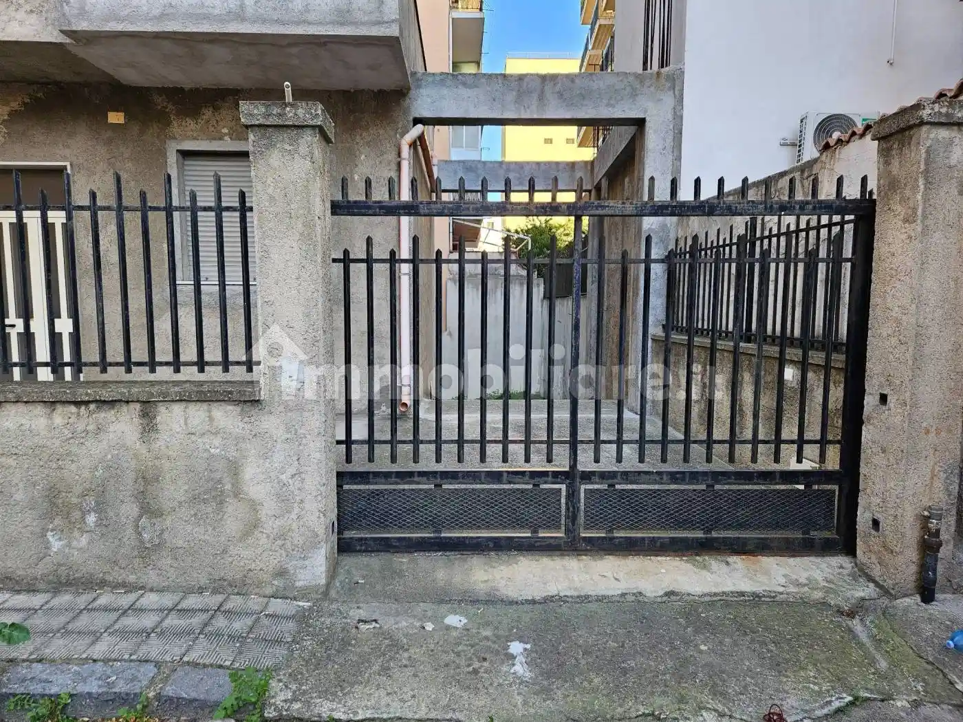 Palazzo - Edificio in Vendita - foto 2