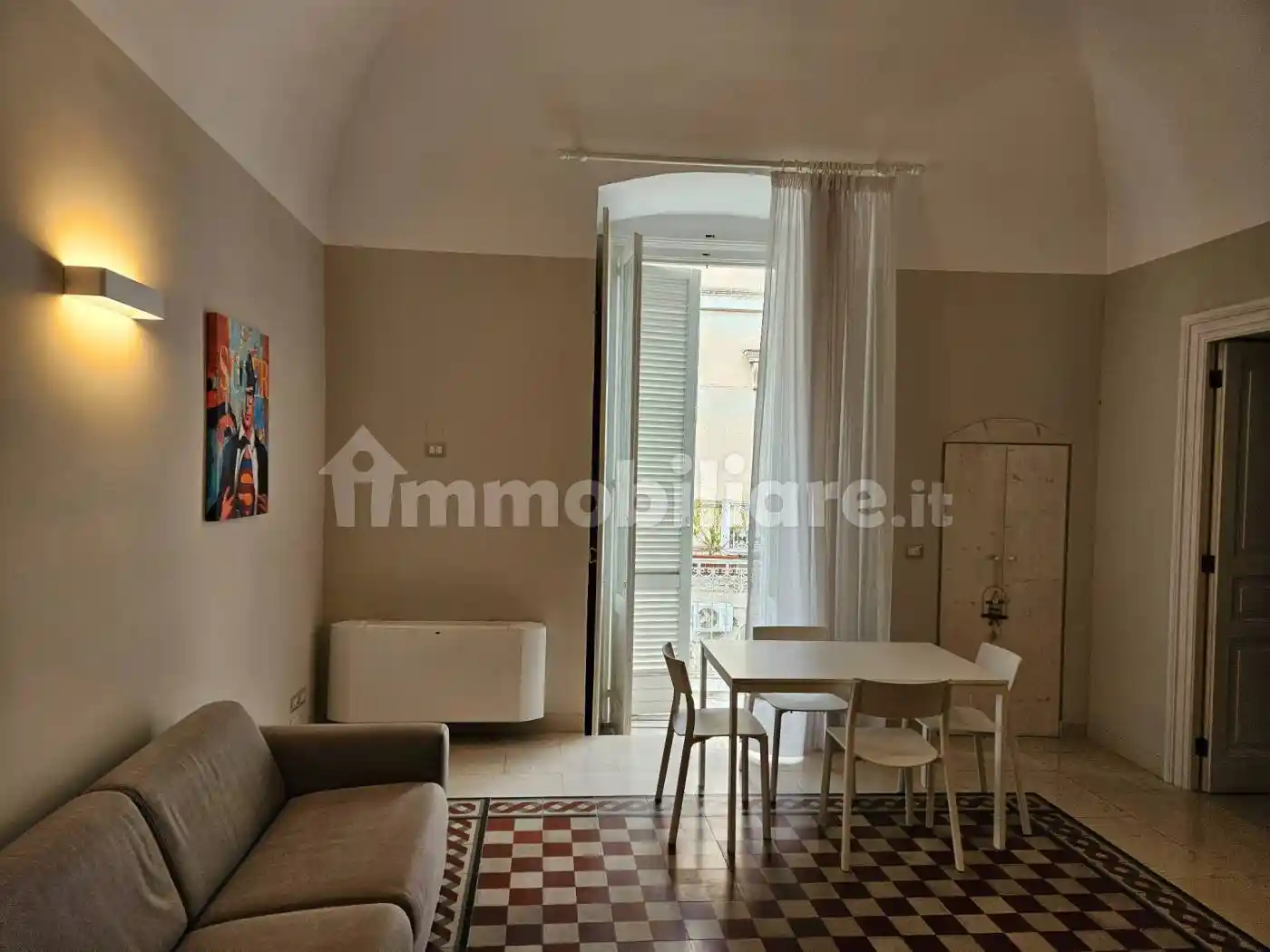 Appartamento in affitto a Trani