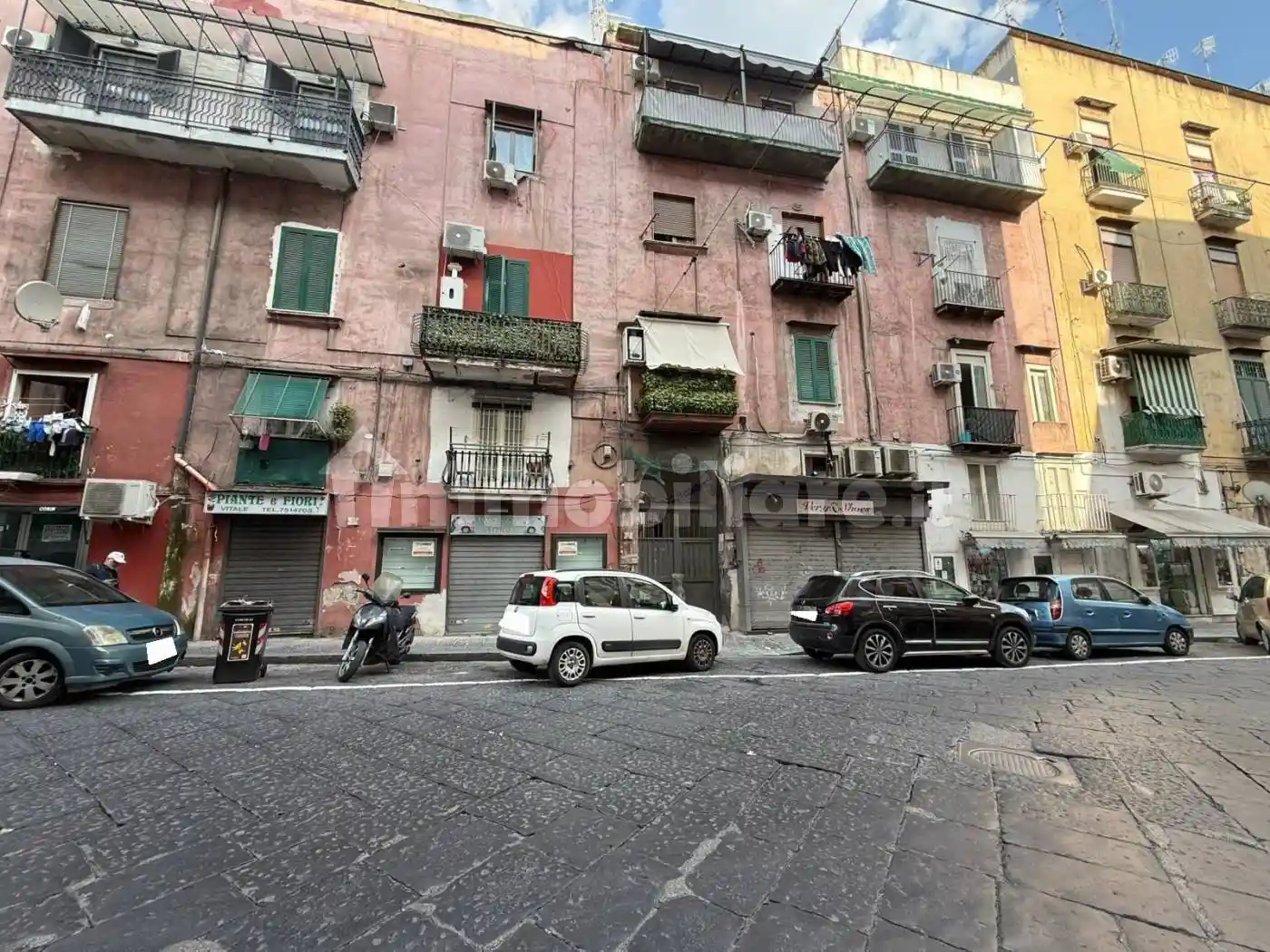 Appartamento in vendita a Napoli