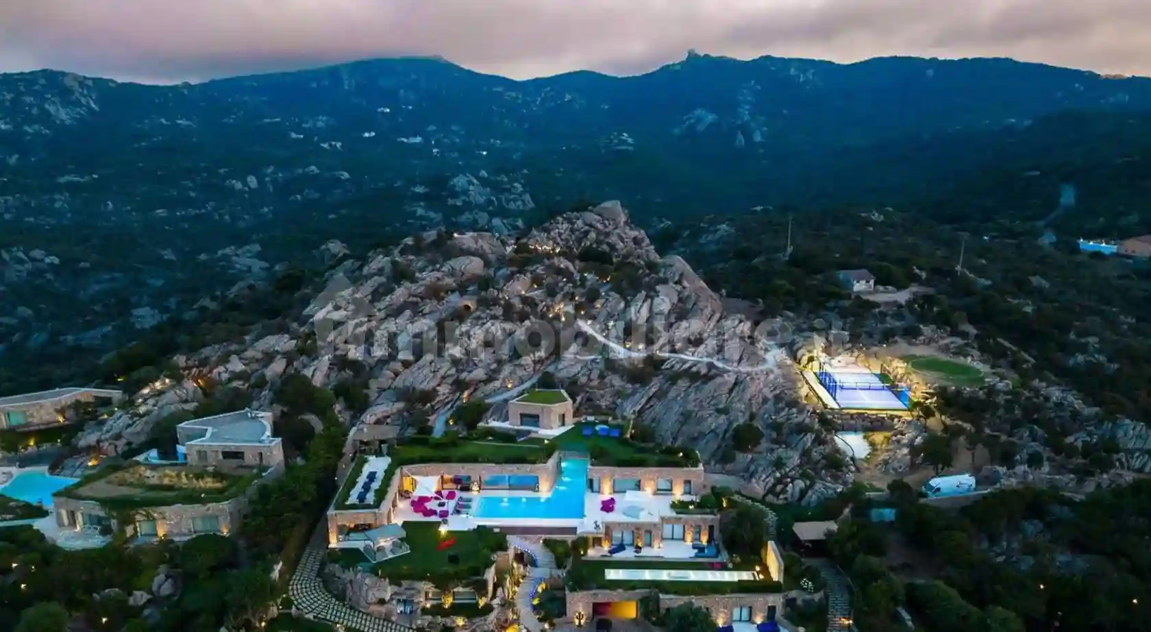 Villa unifamiliare, nuova, 1600 m², Porto Cervo, Arzachena - foto 4