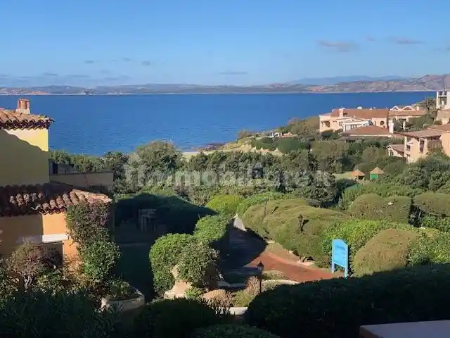 Appartamento in vendita a Arzachena