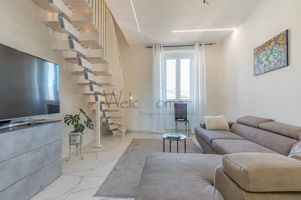 Appartamento in vendita a Albavilla