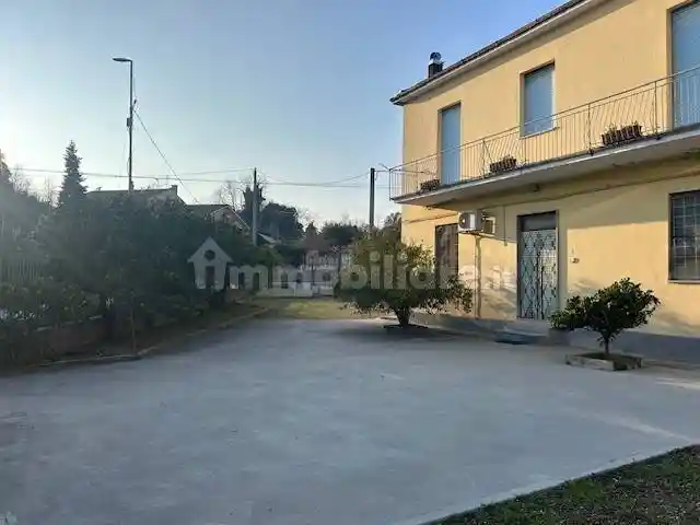 Villa unifamiliare, da ristrutturare, 178 m², Barberi, Collecorvino - foto 3
