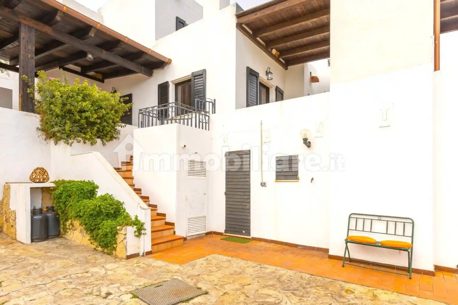 Villa bifamiliare via Antares 8, Terra Mala, Geremeas, Quartu Sant'Elena - foto 5