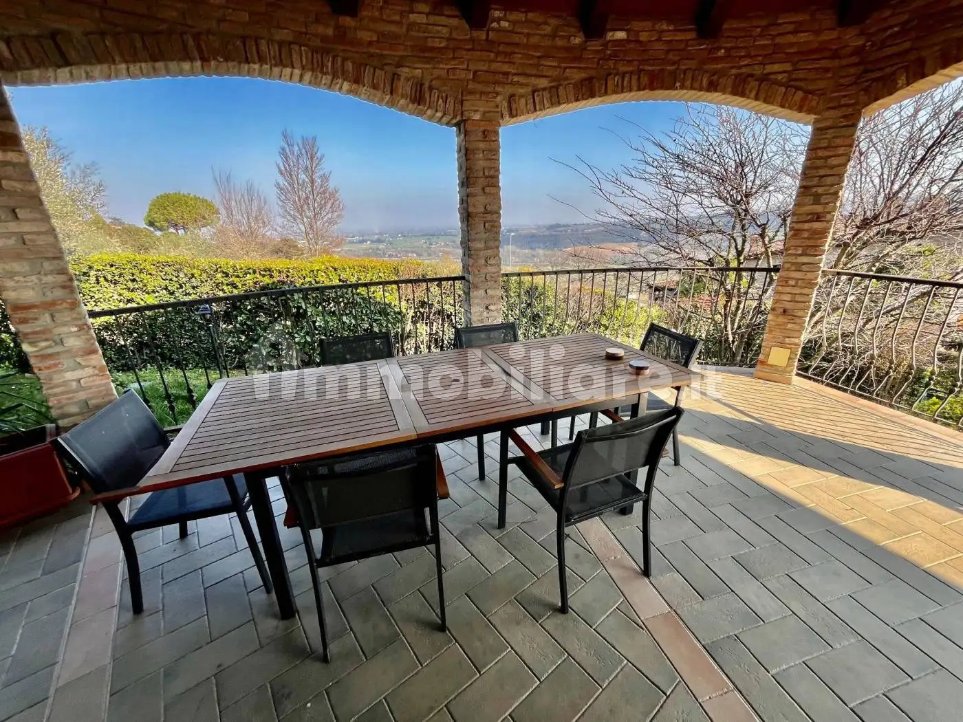 Villa in vendita a Castel San Pietro Terme