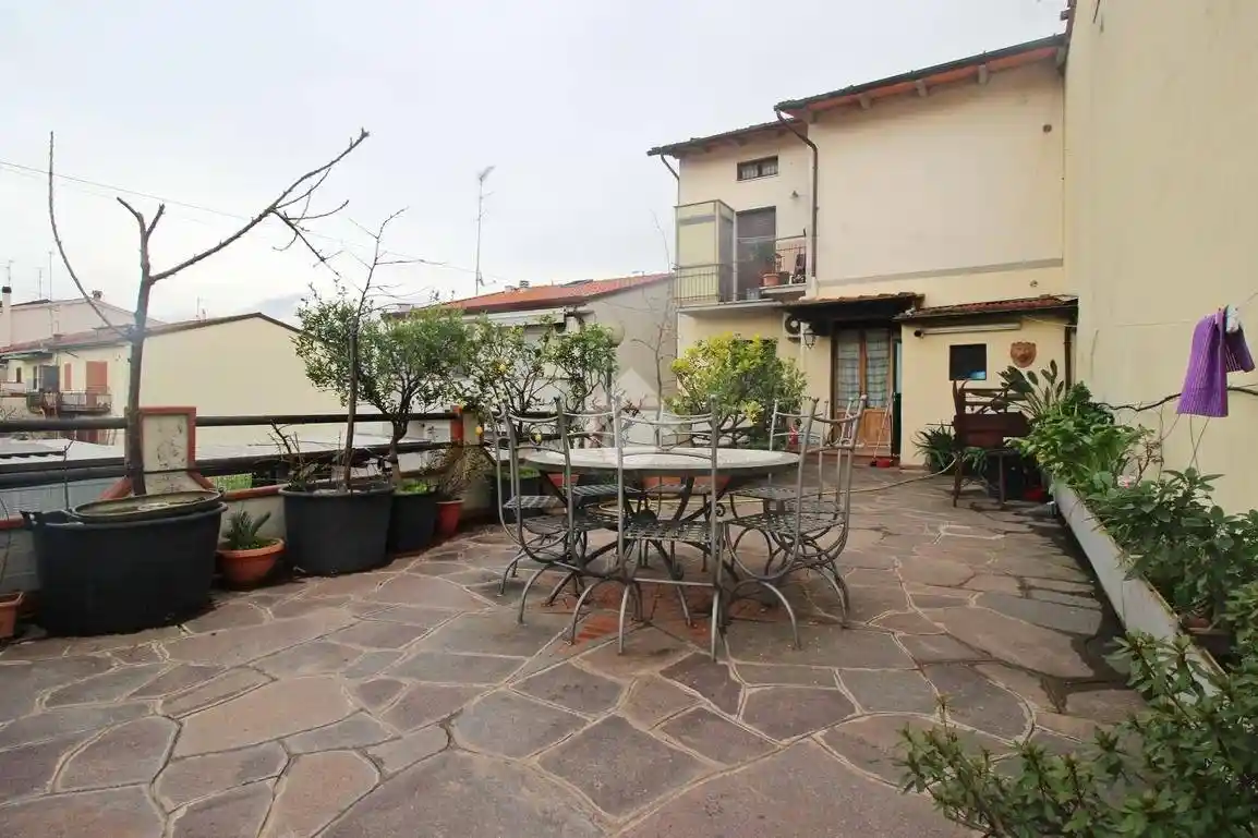 Appartamento in vendita a Prato