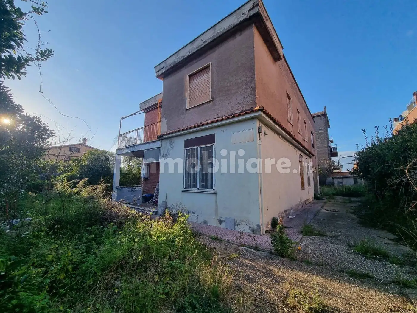 Terratetto unifamiliare in vendita a Roma