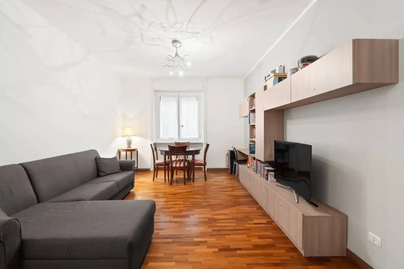 Bilocale via Cadore 52, Cadore, Milano - foto 2