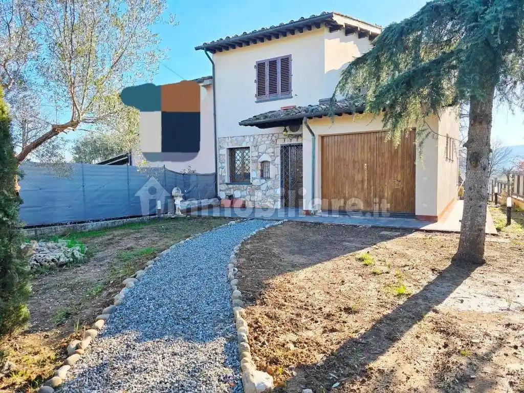 Villa in vendita a Altopascio