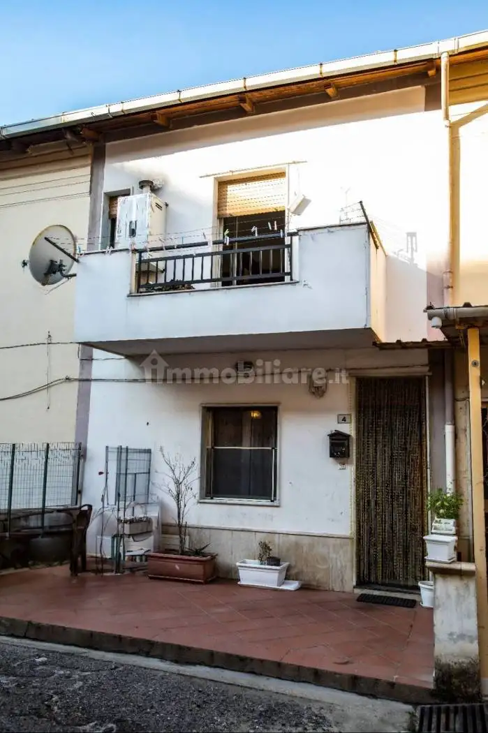 Casa indipendente in vendita a Villa San Giovanni