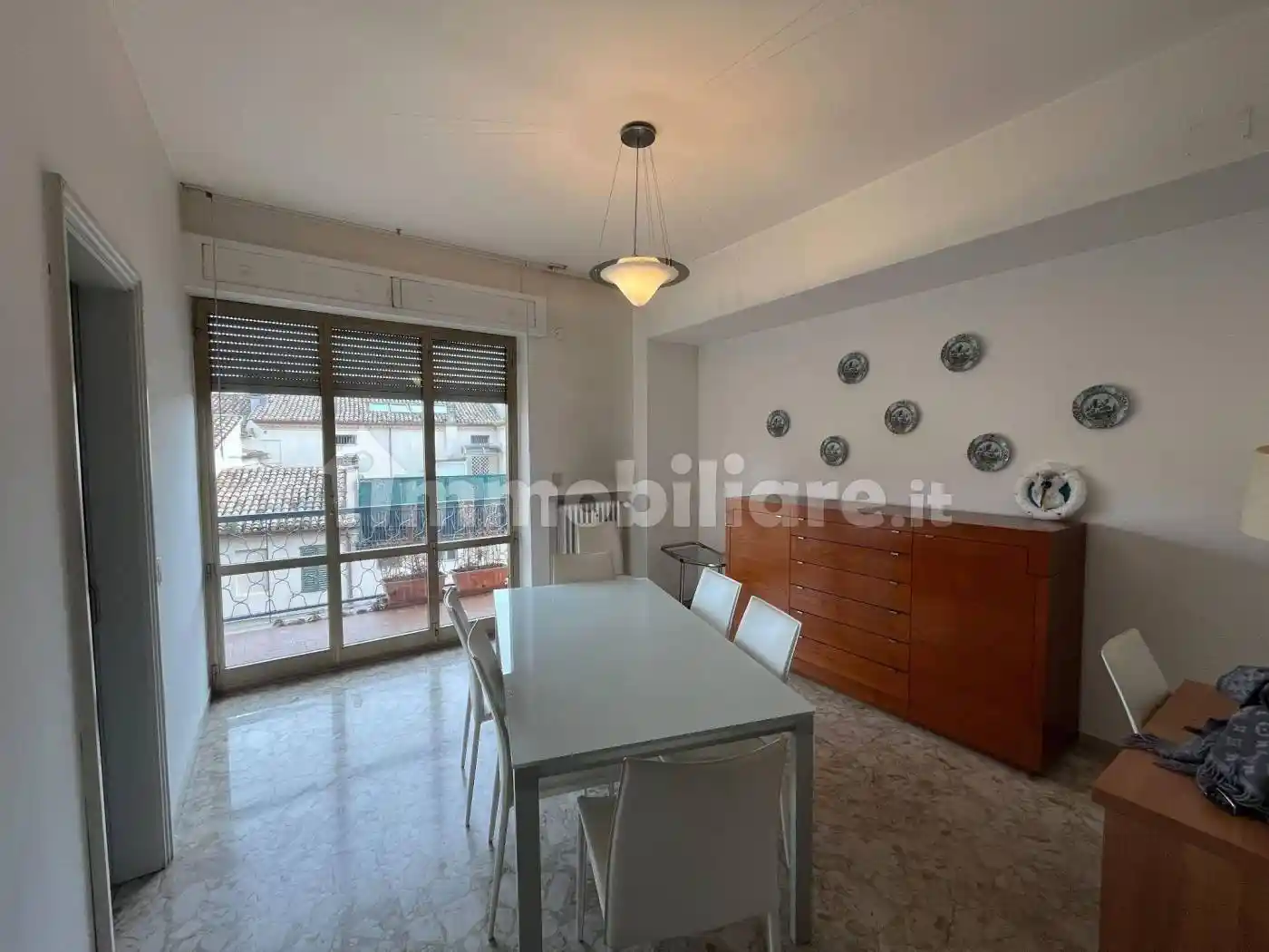 Appartamento in affitto a Jesi