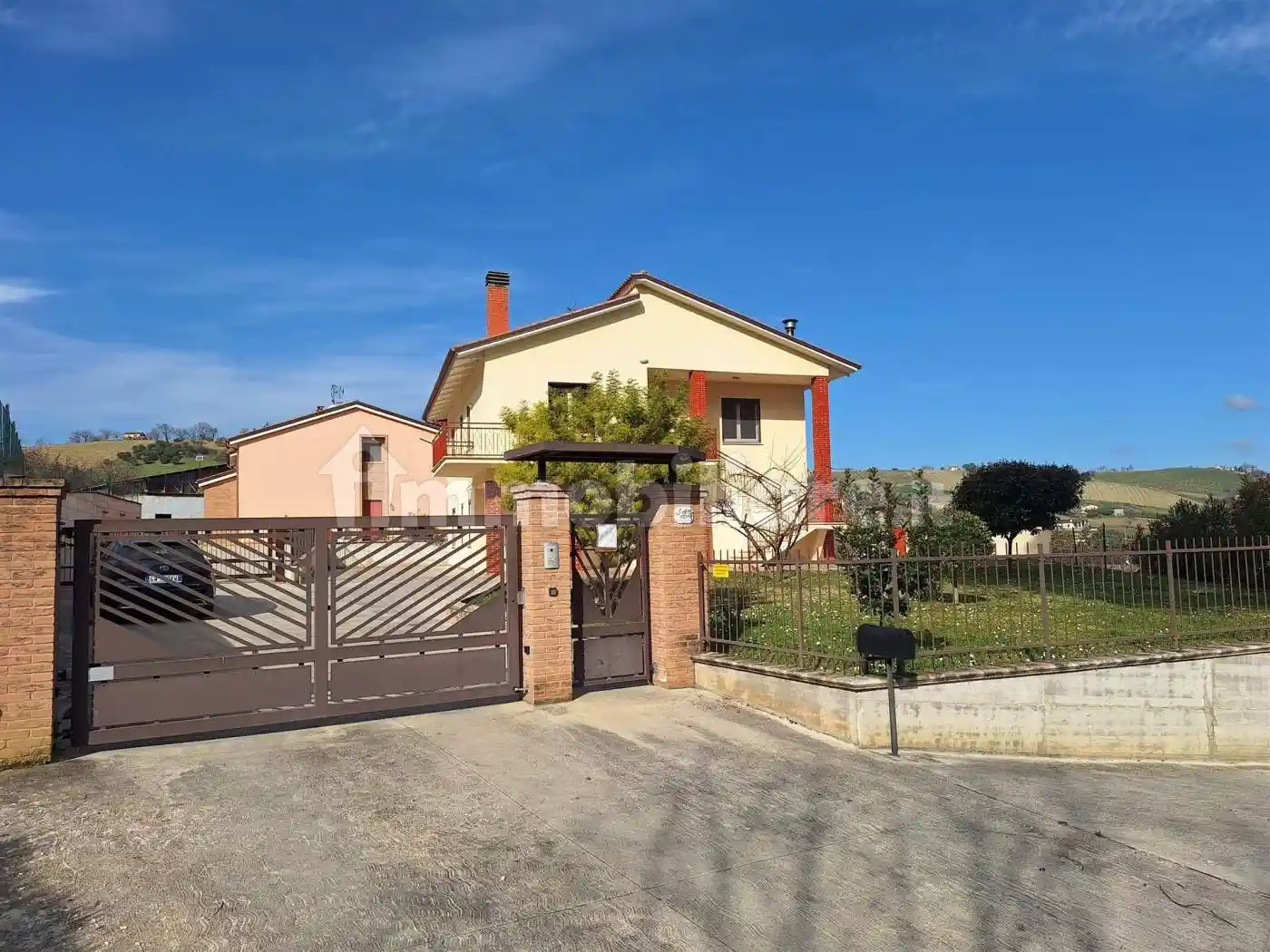 Villa in vendita a Tolentino