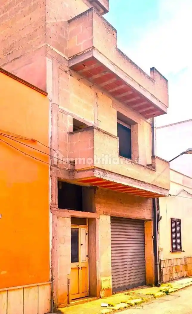 Rustico - Casale in vendita a Lizzano