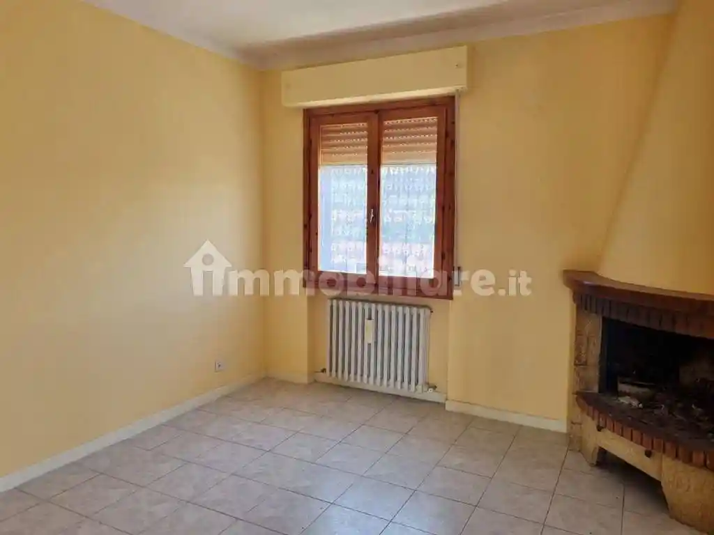 Appartamento in vendita a Bucine