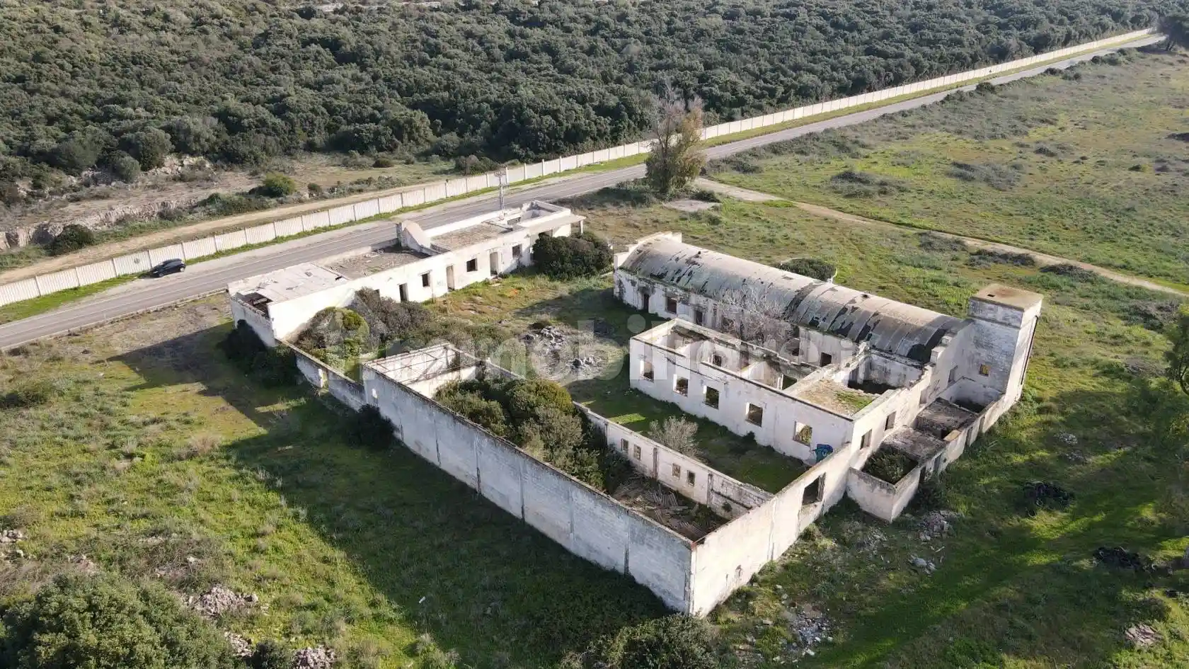 Palazzo - Edificio in vendita a Porto Cesareo
