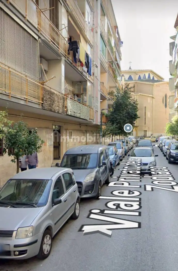 Appartamento in vendita a Napoli