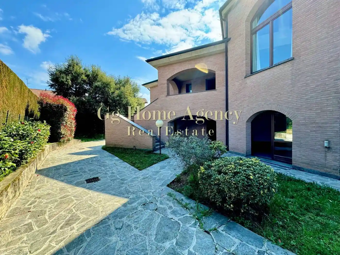 Villa in vendita a Bernareggio