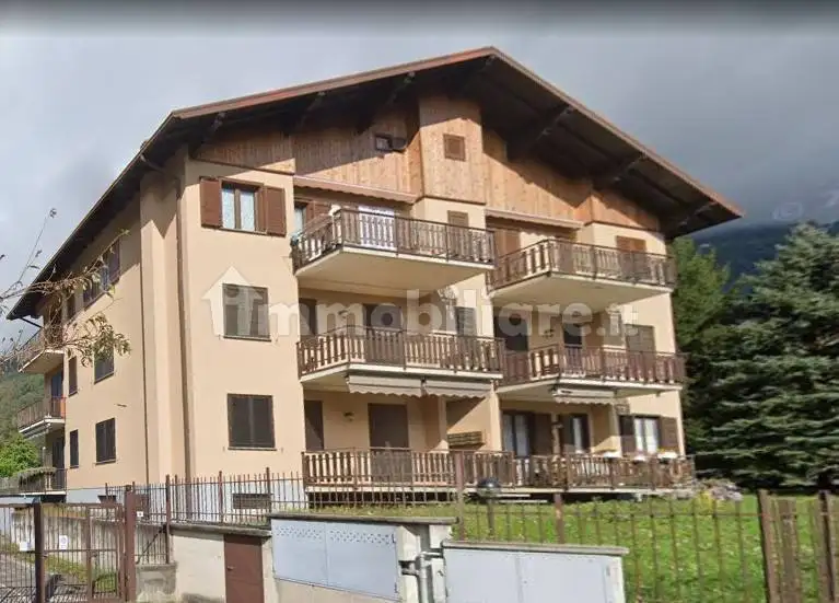 Appartamento in vendita a Taceno