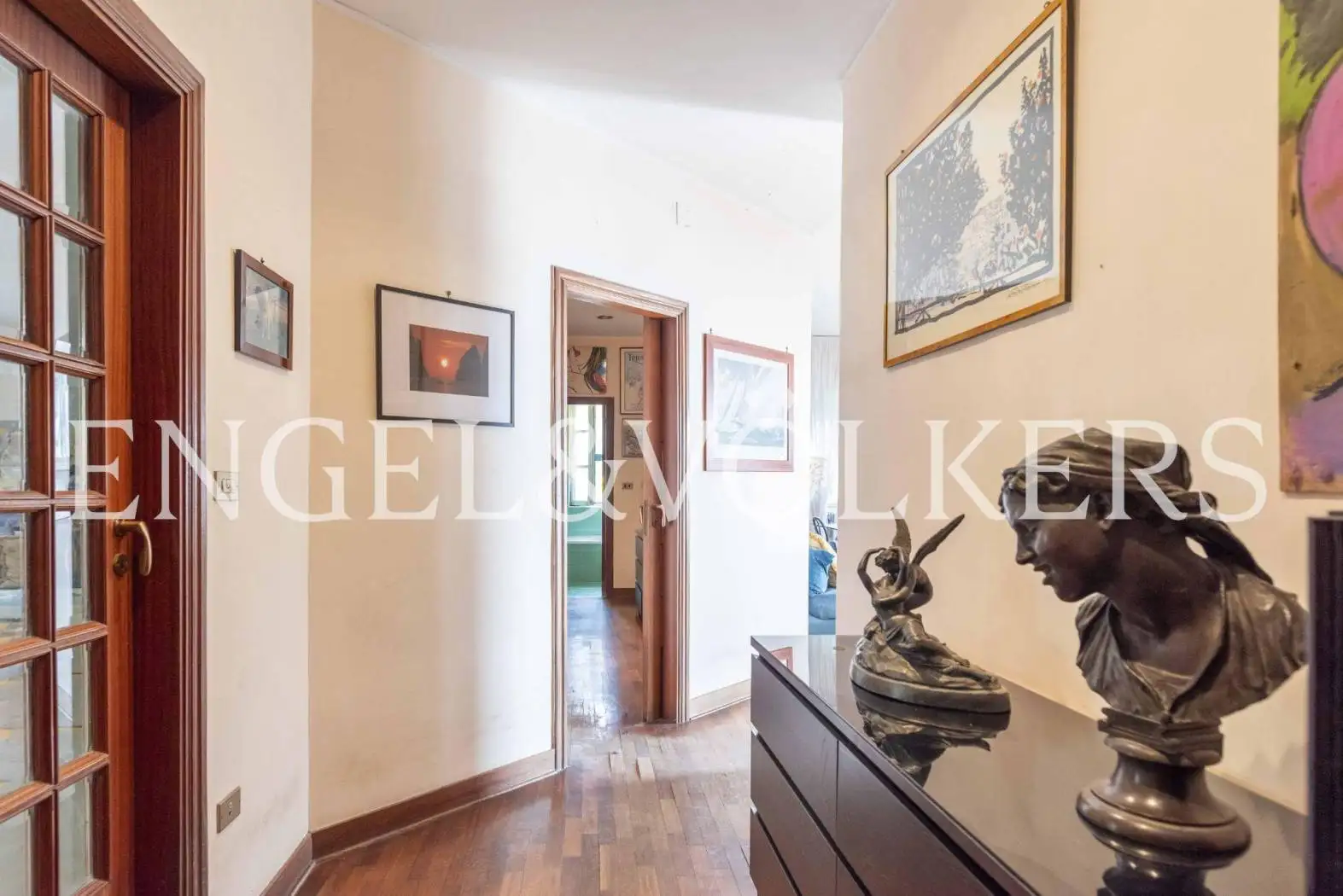 Appartamento in vendita a Napoli