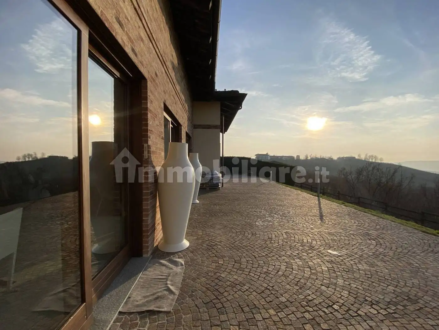 Villa in vendita a Montelupo Albese