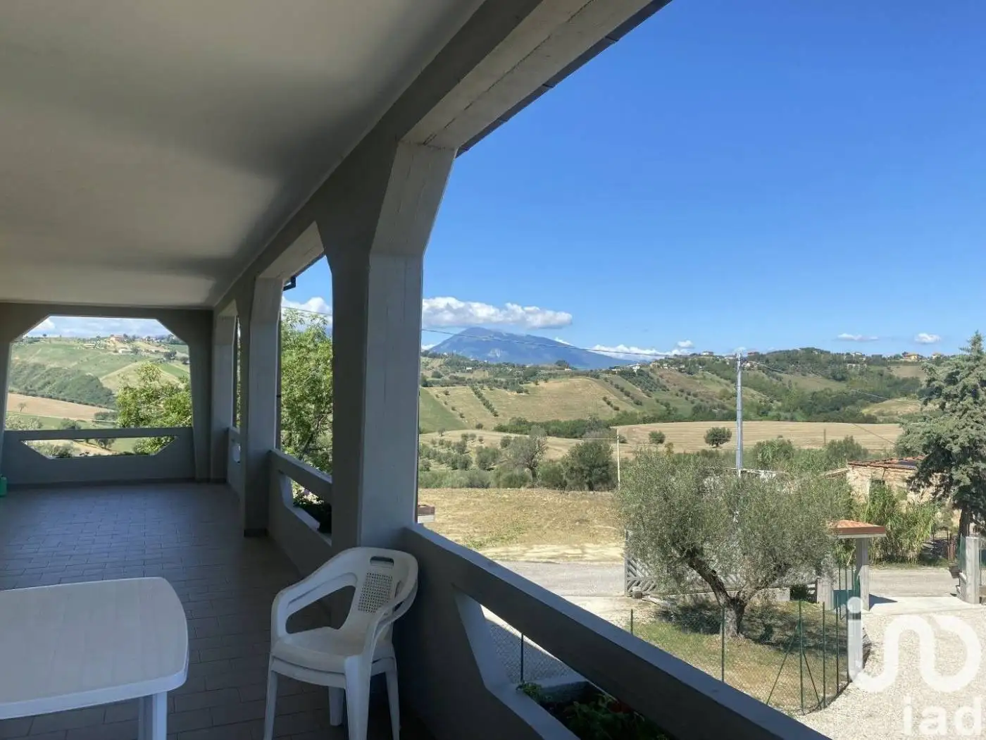 Villa in vendita a Bellante