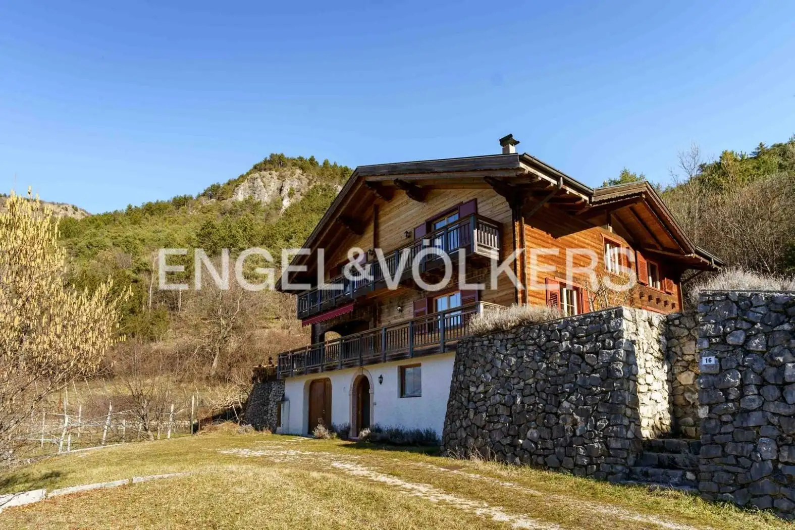 Villa in vendita a Besenello