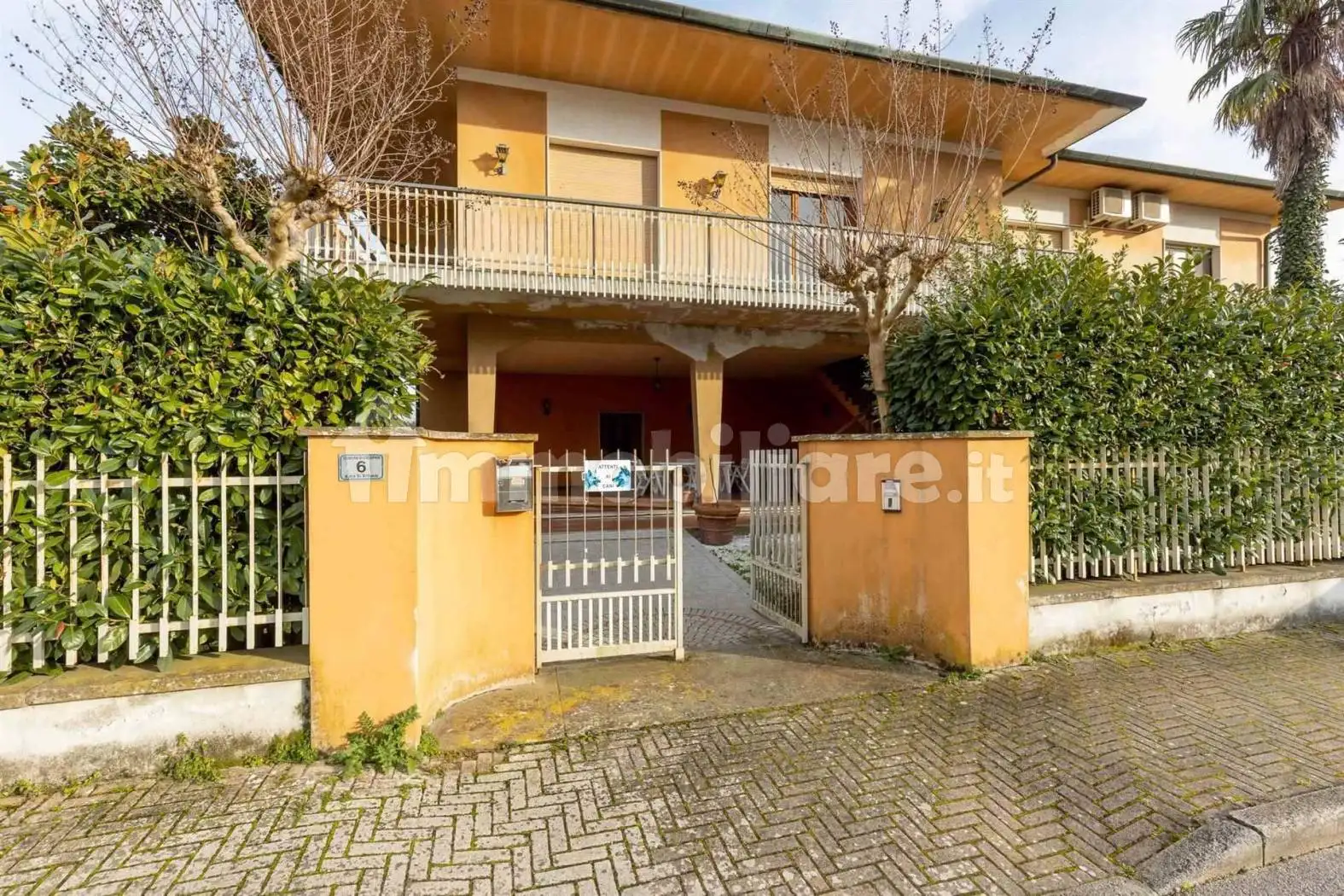 Villa in vendita a Crespina e Lorenzana