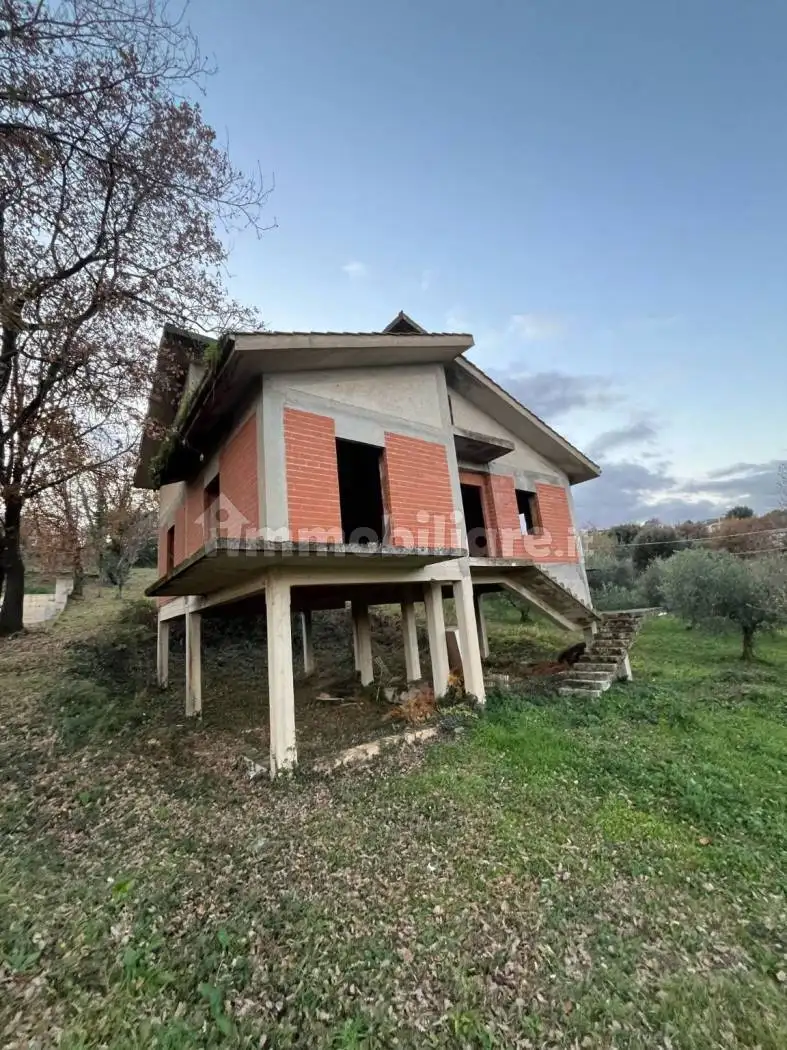 Villa in vendita a Roccagorga