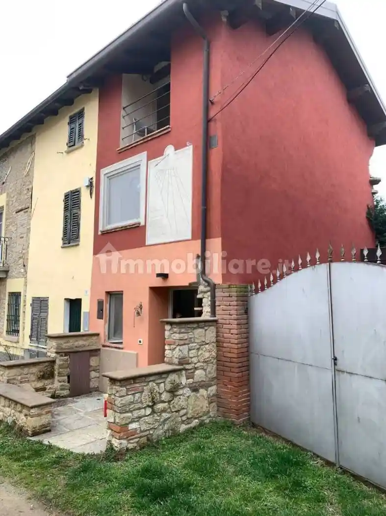 Appartamento in affitto a Gavi