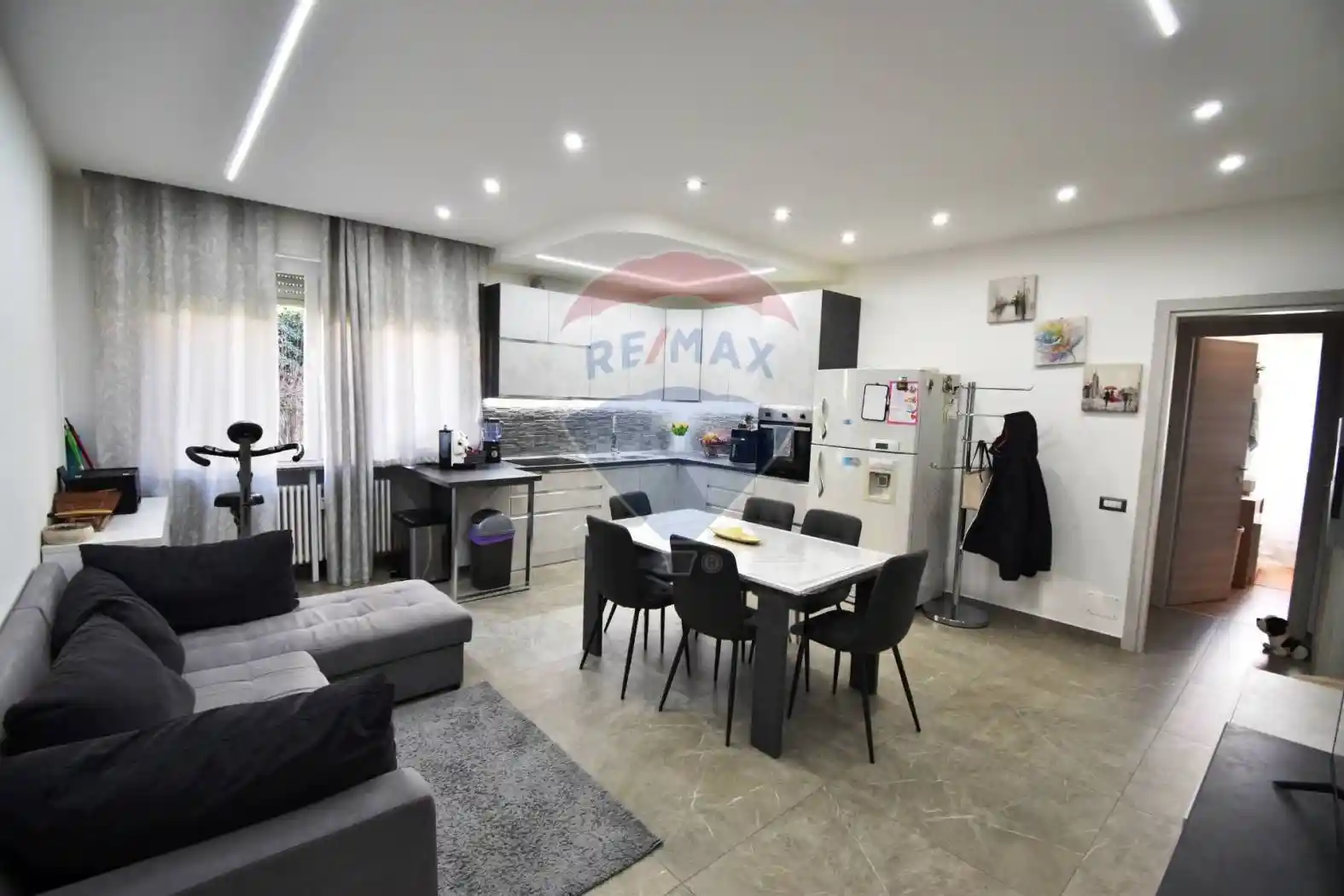 Appartamento in vendita a Cunardo