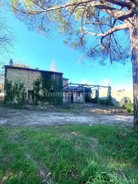 Rustico - Casale in vendita a Marsciano