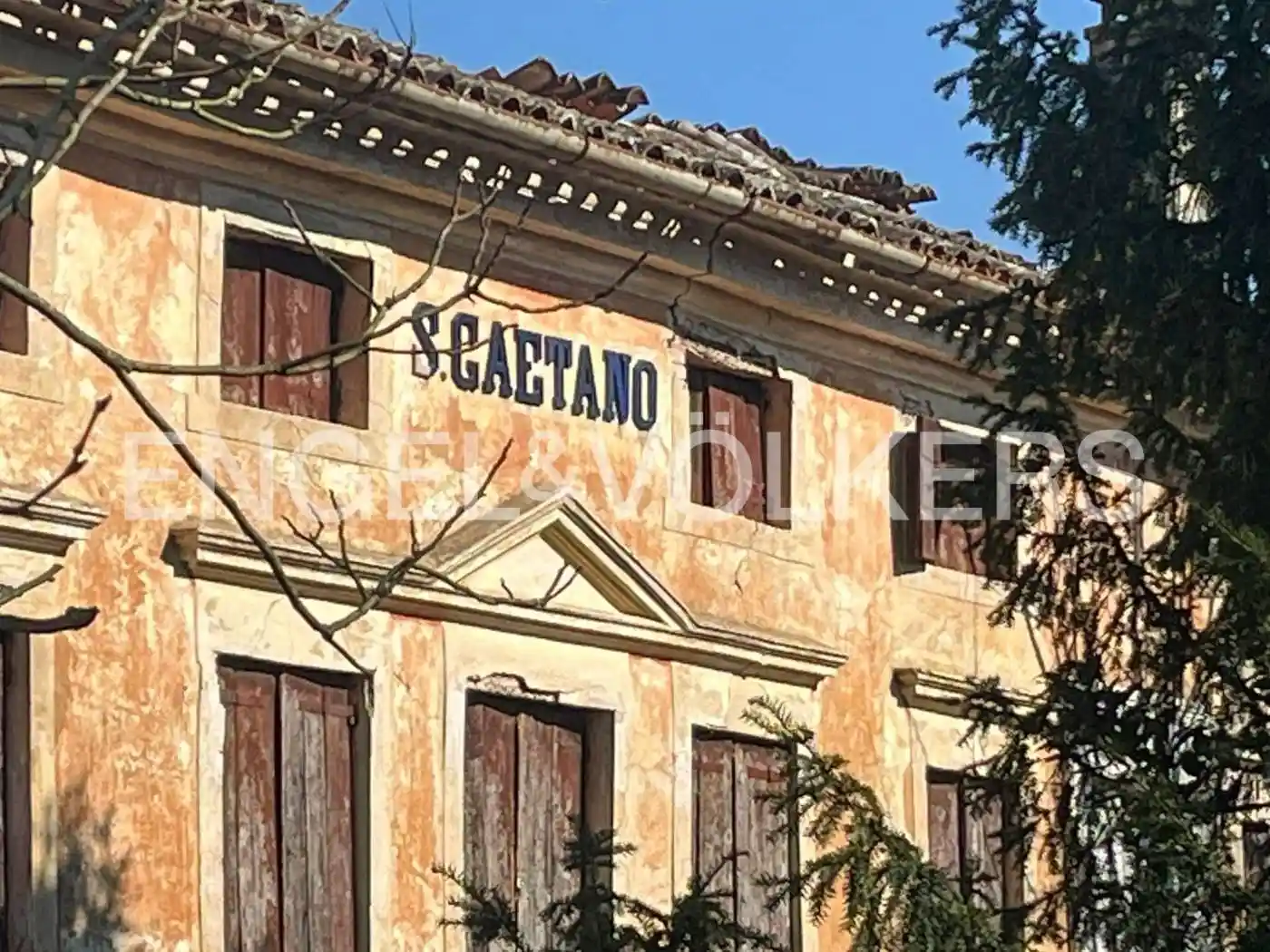 Palazzo - Edificio in vendita a Caorle