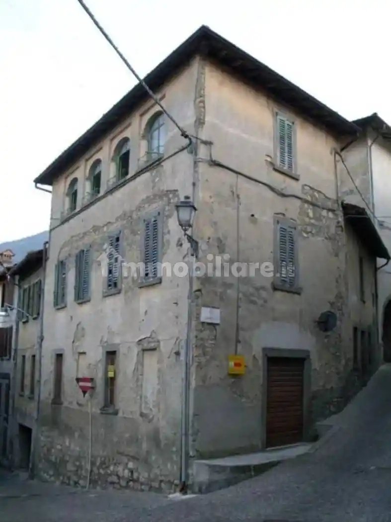 Rustico - Casale in vendita a Casazza