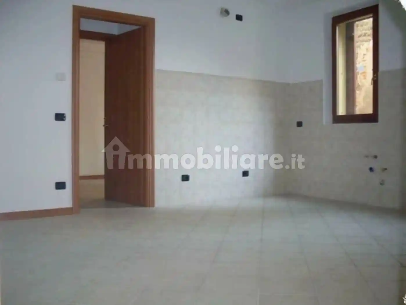 Appartamento in vendita a Azzano San Paolo