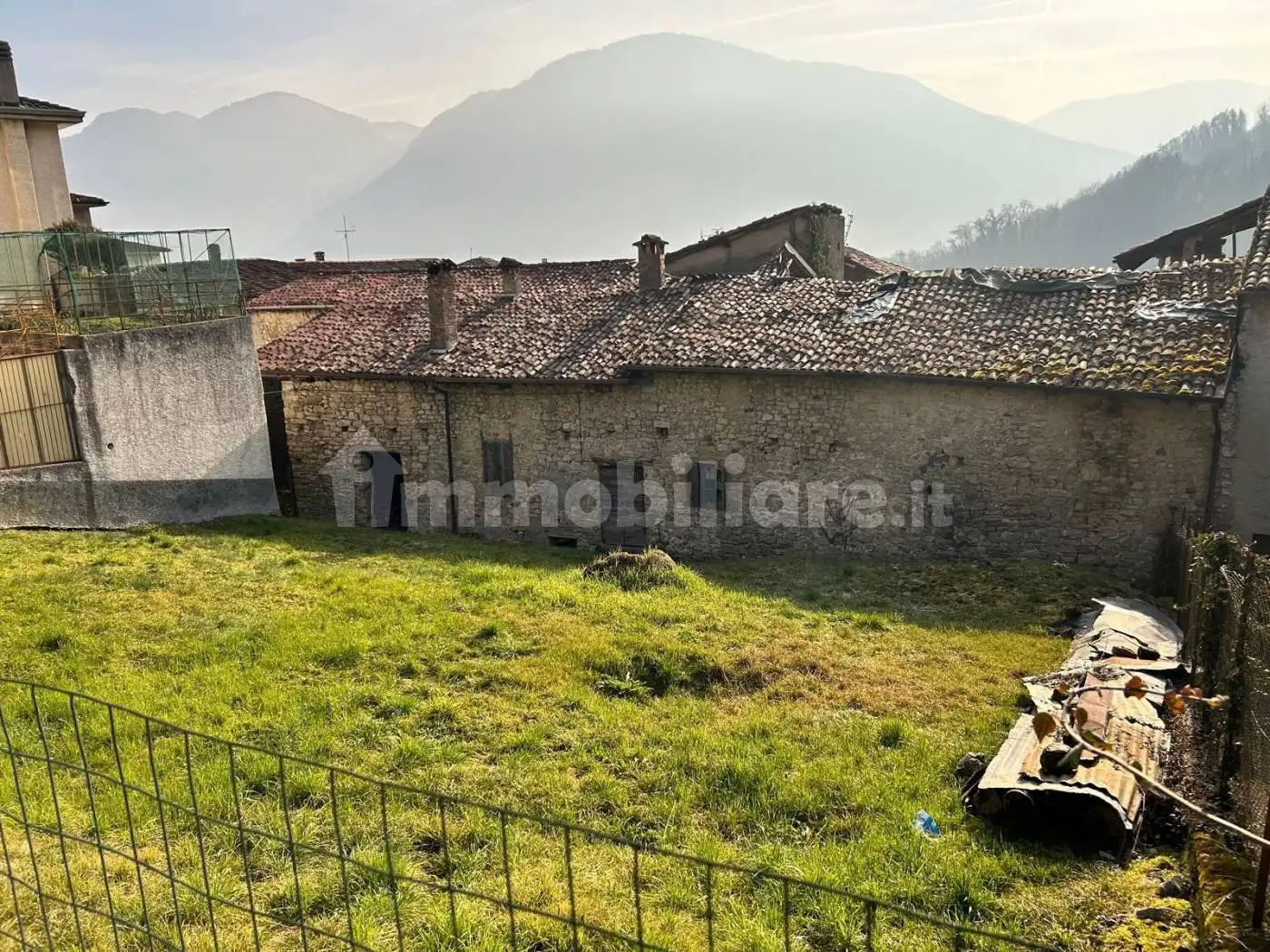 Rustico - Casale in vendita a Gaverina Terme