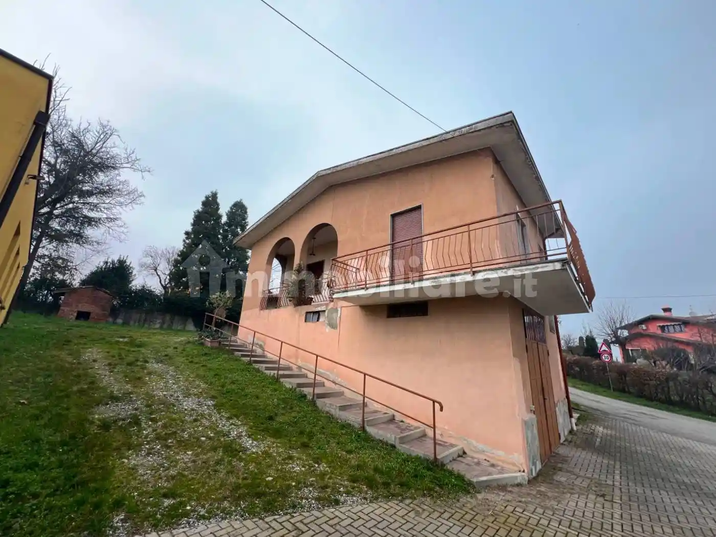 Villa unifamiliare frazione Casa Rossa, Castana - foto 4