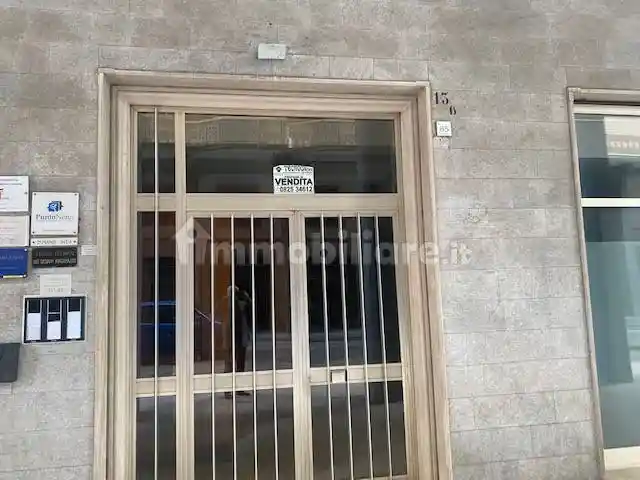 Quadrilocale via Tagliamento 85, Emanuele II, C. Colombo, Morelli e Silvati, Avellino - foto 2