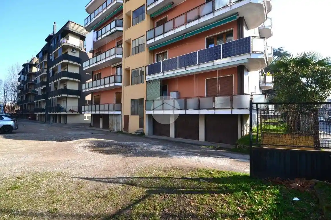 Appartamento in vendita a Vittuone