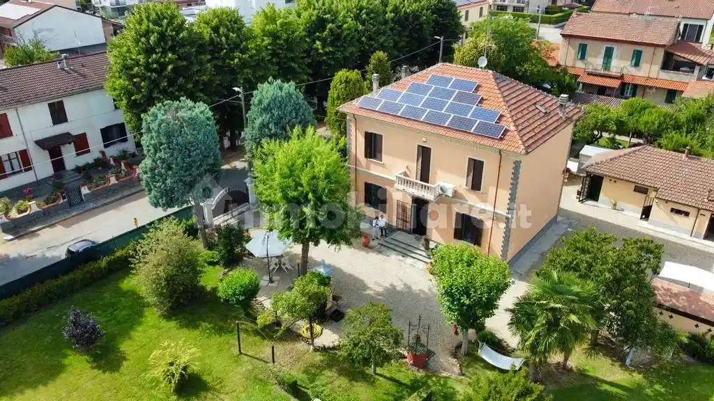 Villa in vendita a Alessandria