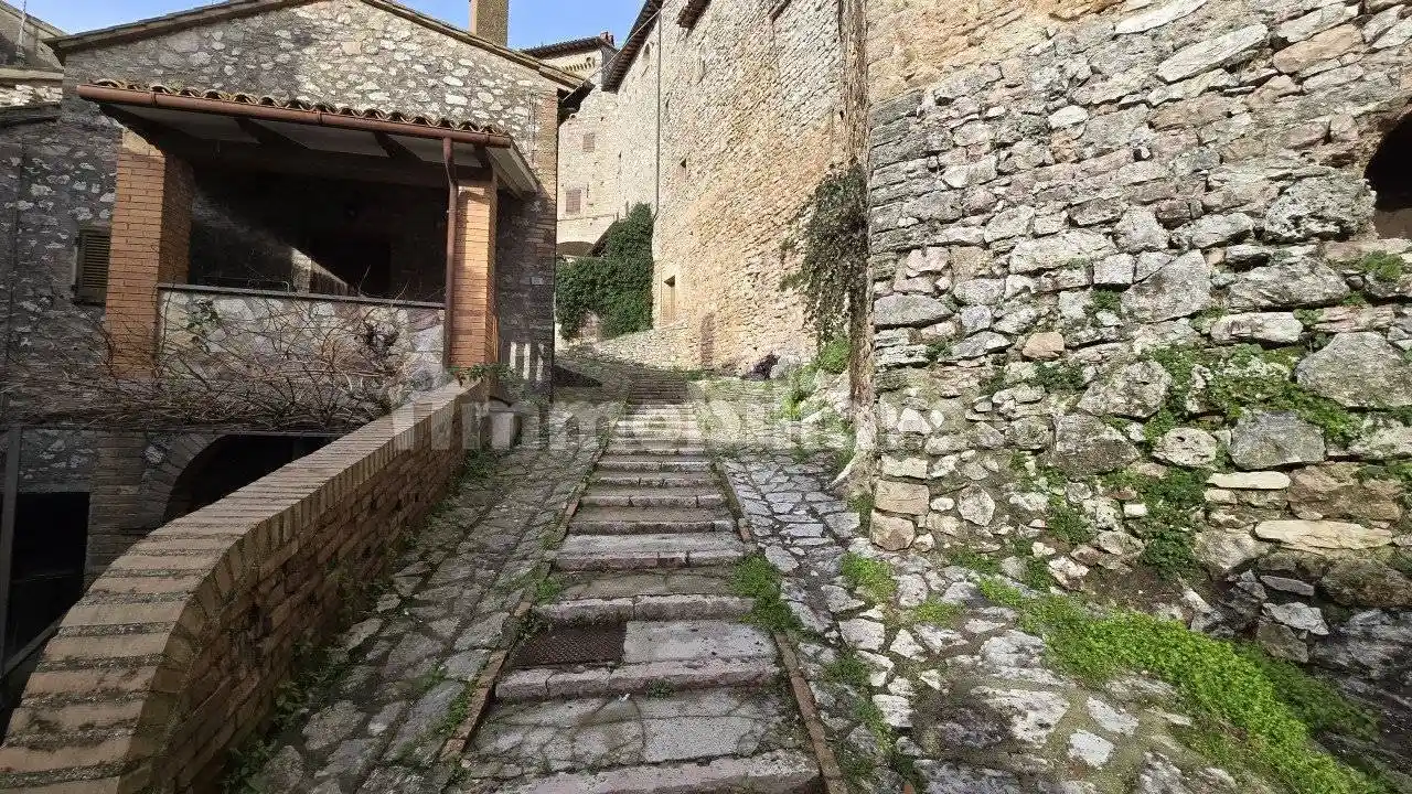 Appartamento in vendita a Massa Martana