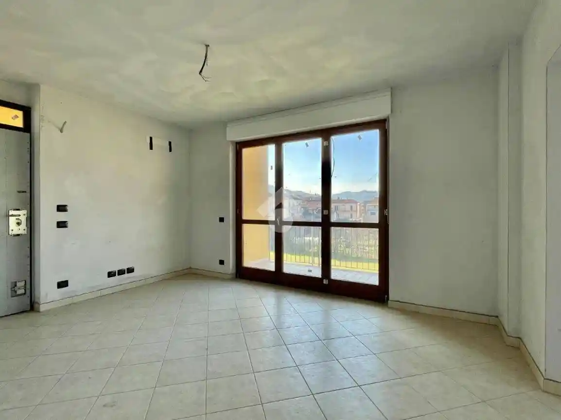 Quadrilocale piazza Costa 34, Centro, Santo Stefano Belbo - foto 4