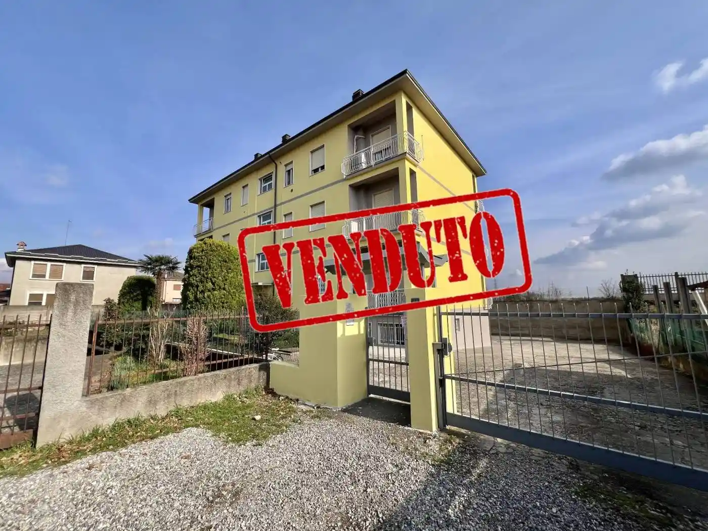 Appartamento in vendita a Cislago