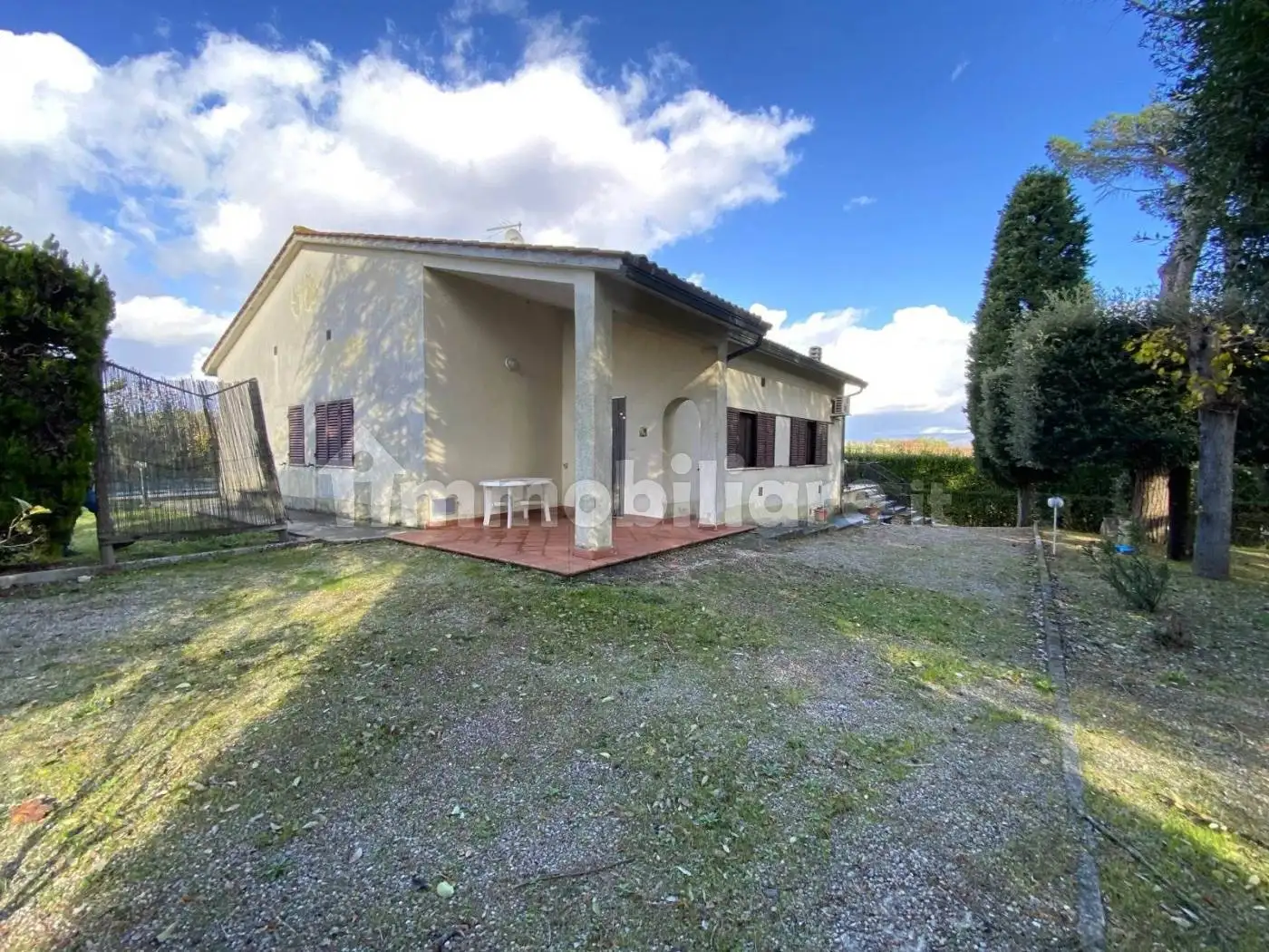 Villa in vendita a Castiglione del Lago